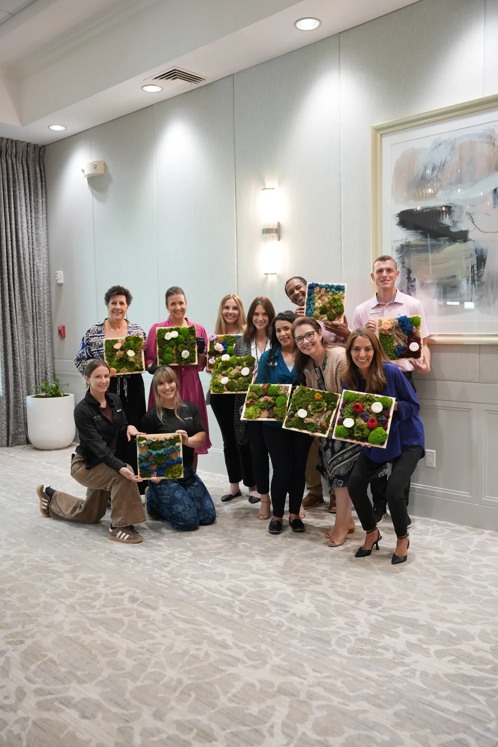 Equipo con sus piezas terminadas